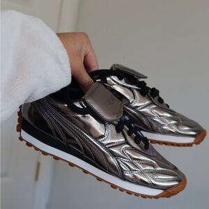 PUMA x FENTY Avanti Metallic Sneaker